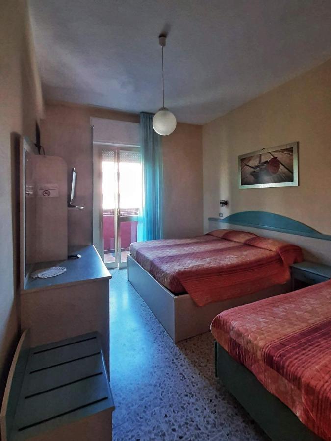 Hotel Prestigio Cesenatico Exterior photo