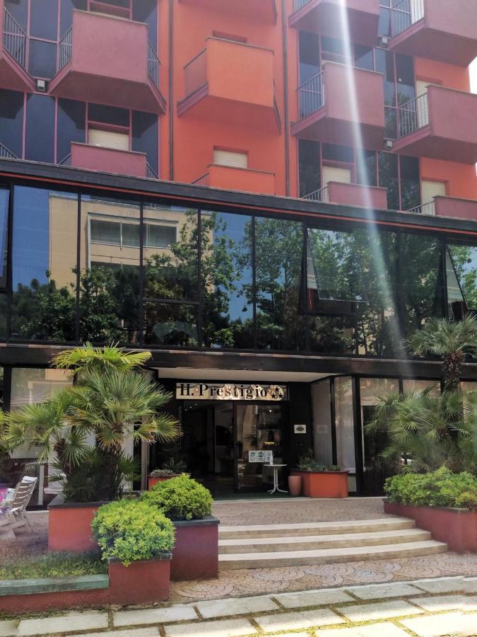 Hotel Prestigio Cesenatico Exterior photo