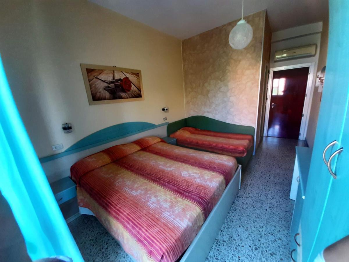 Hotel Prestigio Cesenatico Exterior photo