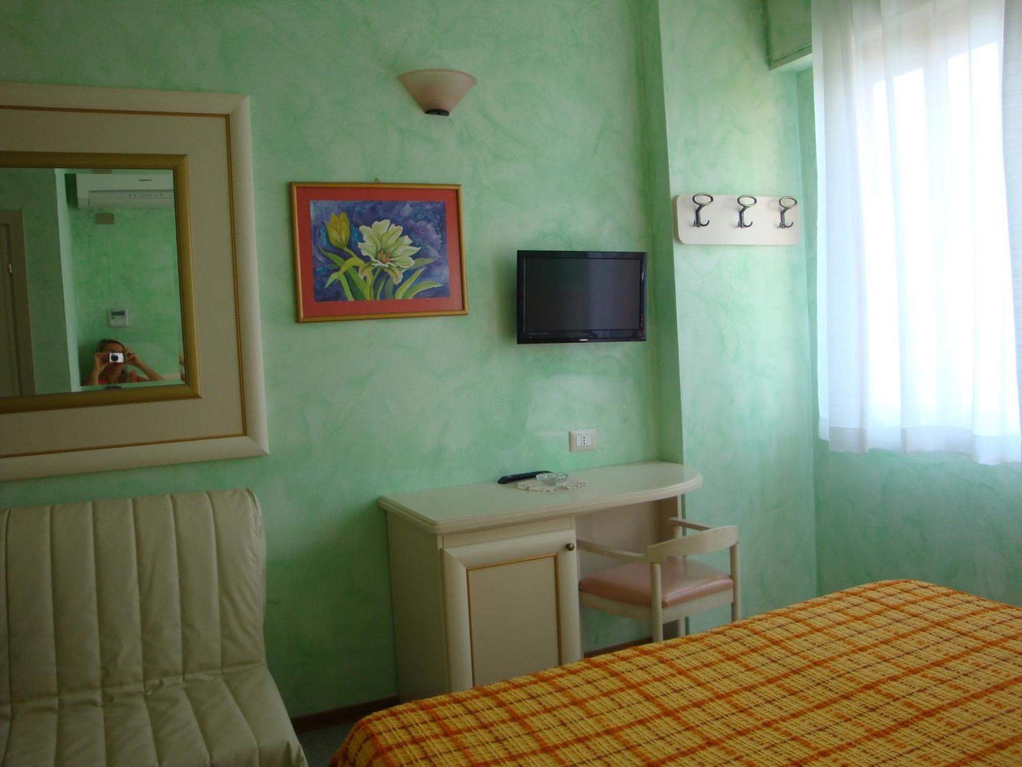 Hotel Prestigio Cesenatico Room photo