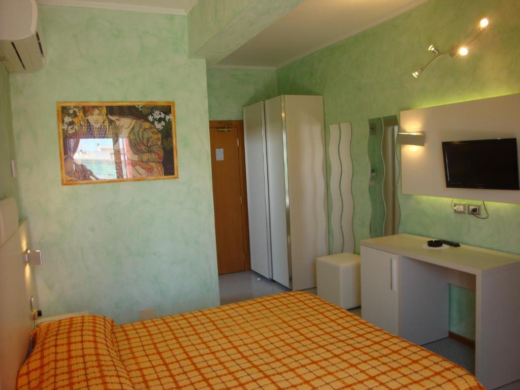Hotel Prestigio Cesenatico Room photo