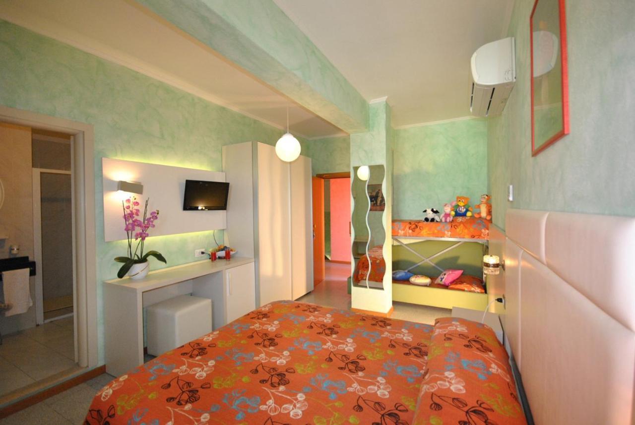 Hotel Prestigio Cesenatico Exterior photo